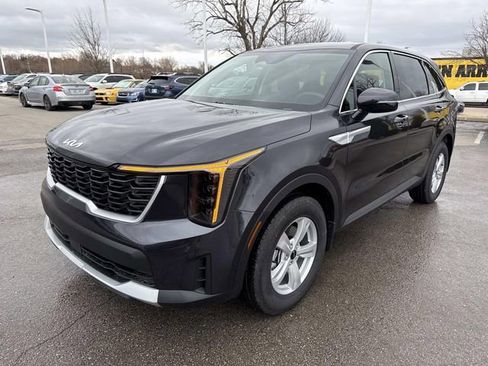 New 2026 Kia Sorento LX image 8