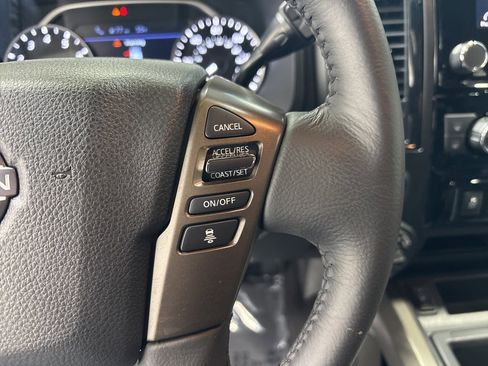 Used 2024 Nissan Titan SV w/ SV Bronze Edition Package image 14