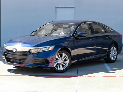 Used 2020 Honda Accord LX image 9