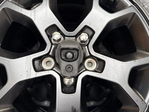 Used 2020 Jeep Wrangler Sport AWD/4WD image 19