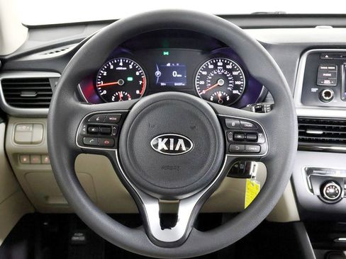 Used 2017 Kia Optima LX image 47