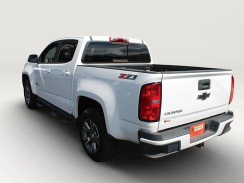 Used 2016 Chevrolet Colorado Z71 AWD/4WD image 6