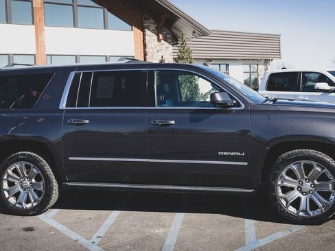 Used 2016 GMC Yukon XL Denali w/ Open Road Package image 10