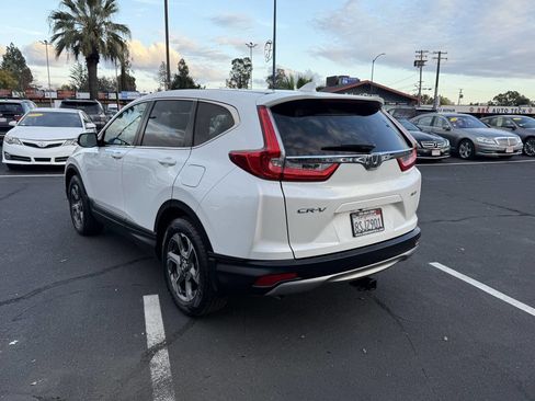 Used 2019 Honda CR-V EX image 5