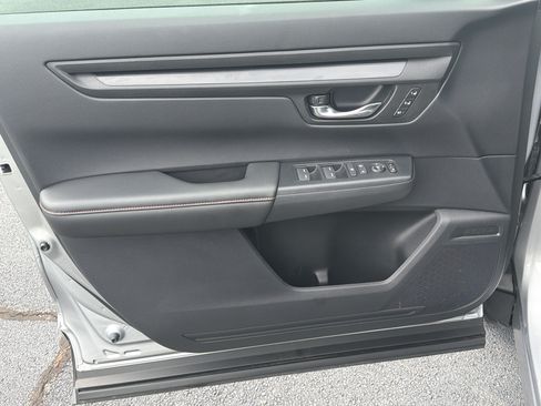 Certified 2025 Honda CR-V Sport-L image 22