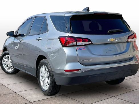 Used 2023 Chevrolet Equinox LS w/ LS Convenience Package AWD/4WD image 11