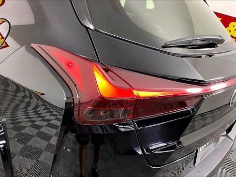 Used 2024 Lexus UX 250h FWD w/ Premium Package image 26