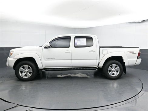 Used 2013 Toyota Tacoma 4x4 Double Cab image 9