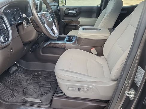 Used 2019 GMC Sierra 1500 Elevation w/ Elevation Value Package image 10