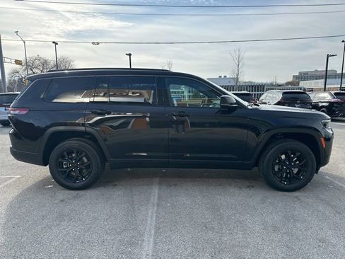 New 2026 Jeep Grand Cherokee L 4WD image 5