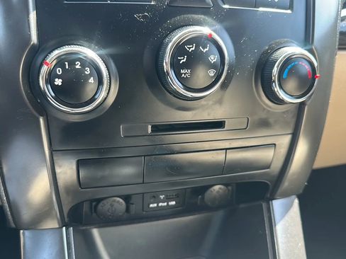 Used 2013 Kia Sorento LX image 15