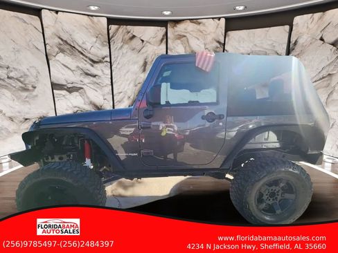 Used 2018 Jeep Wrangler Sport image 9