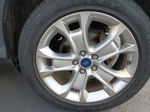 Used 2016 Ford Escape Titanium w/ Equipment Group 301A FWD image 17