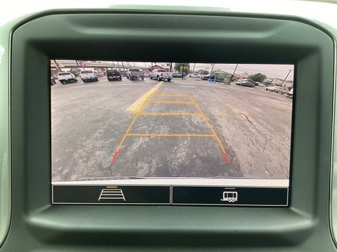 Used 2024 Chevrolet Silverado 1500 Custom image 18