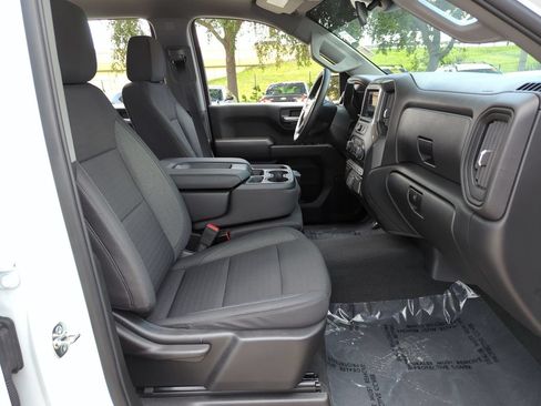Used 2026 Chevrolet Silverado 1500 Custom Trail Boss w/ LPO, Dark Essentials Package AWD/4WD image 24