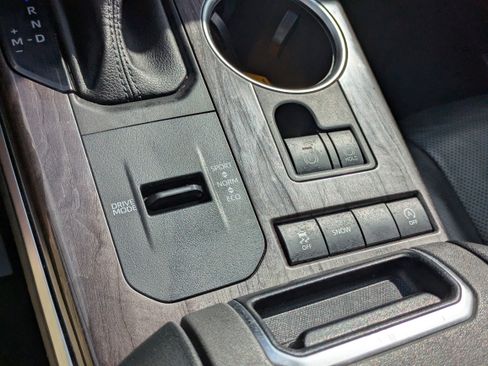 Certified 2022 Toyota Highlander Limited image 19