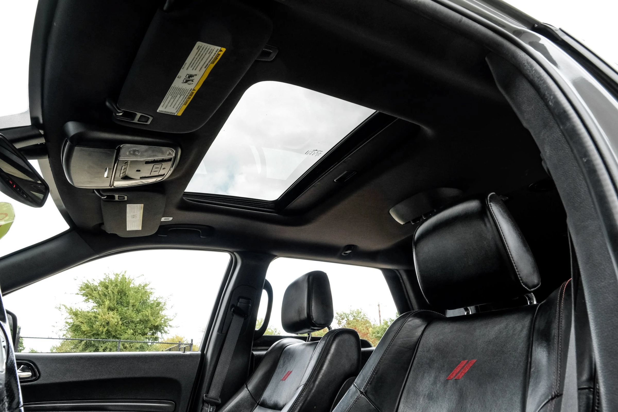 Used 2022 Dodge Durango R/T w/ Blacktop Package AWD/4WD image 5