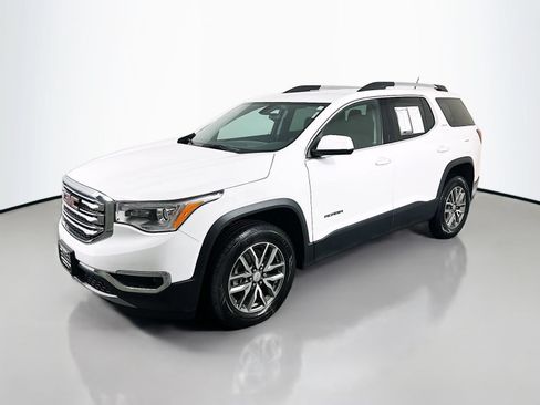 Used 2019 GMC Acadia SLE FWD image 3