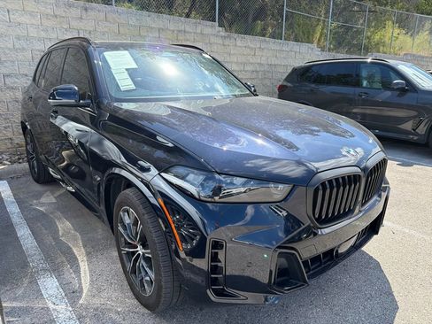 Certified 2026 BMW X5 xDrive40i w/ M Sport Package AWD/4WD image 4