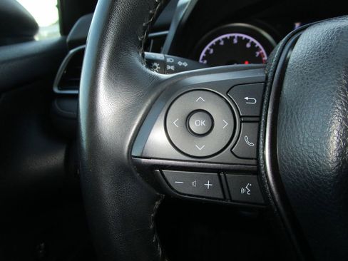 Used 2024 Toyota Camry SE image 26