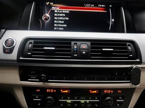 Used 2016 BMW 550i xDrive Sedan AWD/4WD image 15