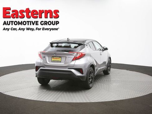 Used 2019 Toyota C-HR Limited FWD image 39