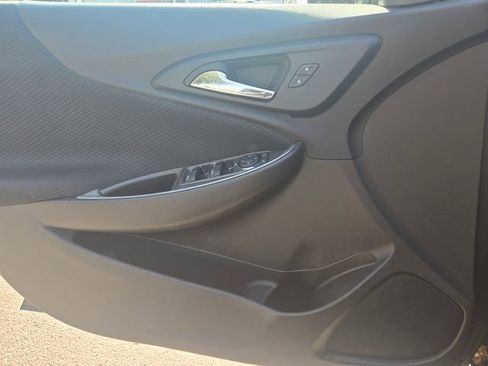 Used 2023 Chevrolet Malibu LT image 14