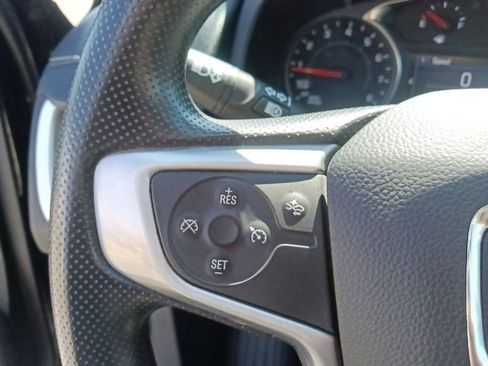 Used 2022 GMC Terrain SLE w/ Elevation Edition FWD image 18