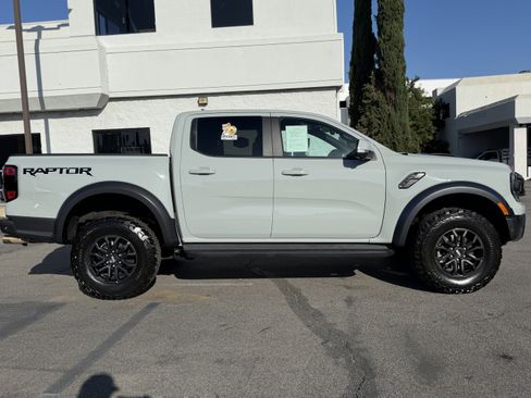 Certified 2024 Ford Ranger Raptor AWD/4WD image 8