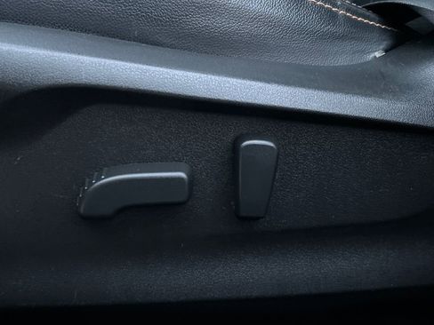 Used 2019 Subaru Crosstrek 2.0i Limited w/ Moonroof Package w/Navigation image 36