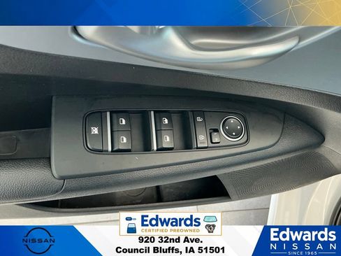 Used 2023 Kia Forte LXS w/ LXS Technology Package FWD image 19