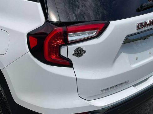 Certified 2024 GMC Terrain AT4 w/ Tech Package AWD/4WD image 10