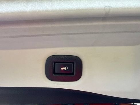 Used 2014 Nissan Rogue SL w/ SL Premium Package AWD/4WD image 16