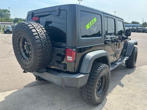 Used 2014 Jeep Wrangler Unlimited Sport w/ Quick Order Package 24S AWD/4WD image 5