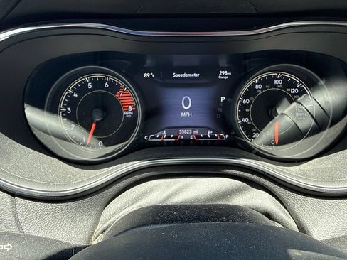 Used 2021 Jeep Cherokee Latitude Lux w/ Comfort/Convenience Group FWD image 15