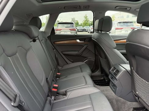Used 2023 Audi Q5 2.0T Prestige w/ Prestige Package AWD/4WD image 16