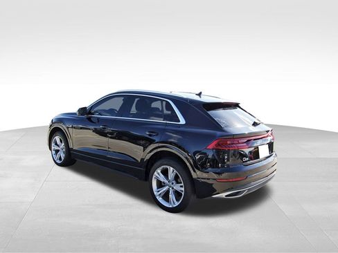 Used 2019 Audi Q8 Premium Plus w/ Premium Plus image 3