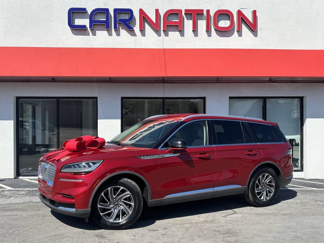 Used 2021 Lincoln Aviator 2WD w/ Elements Package image 2