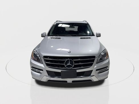 Used 2015 Mercedes-Benz ML 350 ML 350 4MATIC Sport Utility 4D image 4