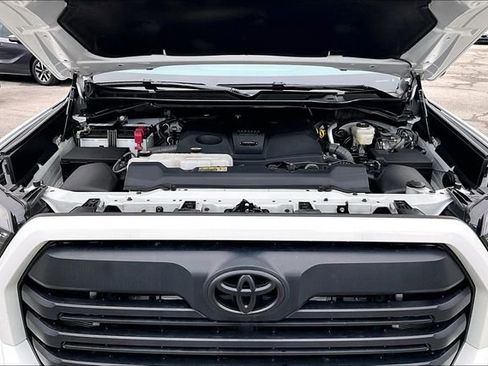 Used 2023 Toyota Tundra SR5 w/ SR5 Premium Package image 33