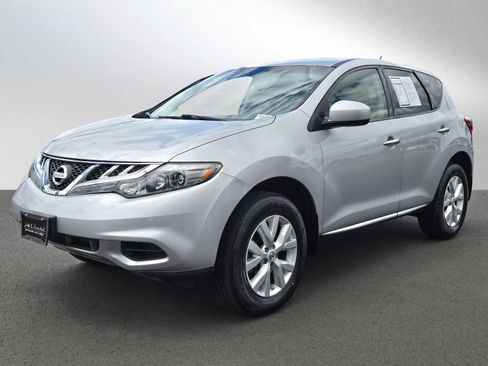Used 2014 Nissan Murano S FWD image 7