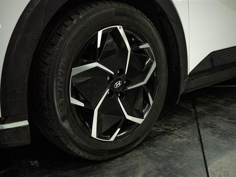 Used 2023 Hyundai Ioniq 5 SEL image 3