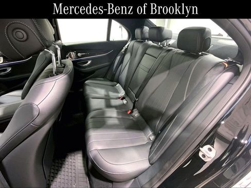 Used 2023 Mercedes-Benz E 350 4MATIC Sedan image 20