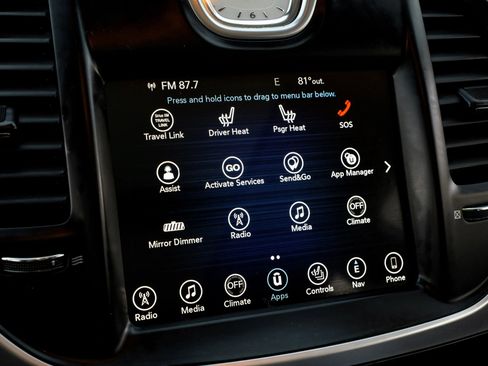 Used 2017 Chrysler 300 Limited w/ Value Package image 36