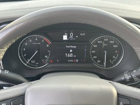 Used 2024 Cadillac XT6 Premium Luxury image 7