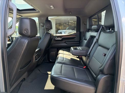 Used 2024 GMC Sierra 1500 Denali w/ Denali Reserve Package AWD/4WD image 39
