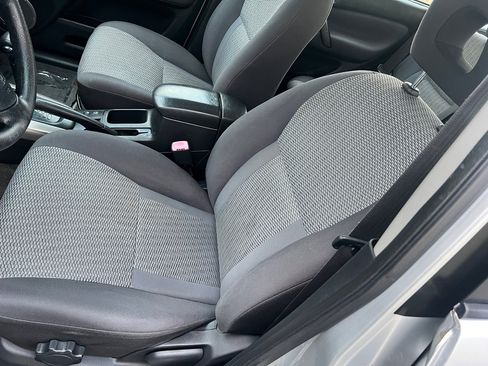 Used 2005 Toyota RAV4 2WD image 16