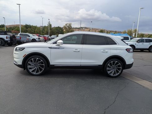 Used 2022 Lincoln Nautilus Reserve w/ Equipment Group 202A AWD/4WD image 7