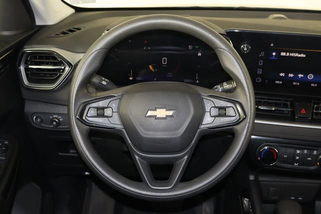 Used 2024 Chevrolet TrailBlazer LT FWD image 6