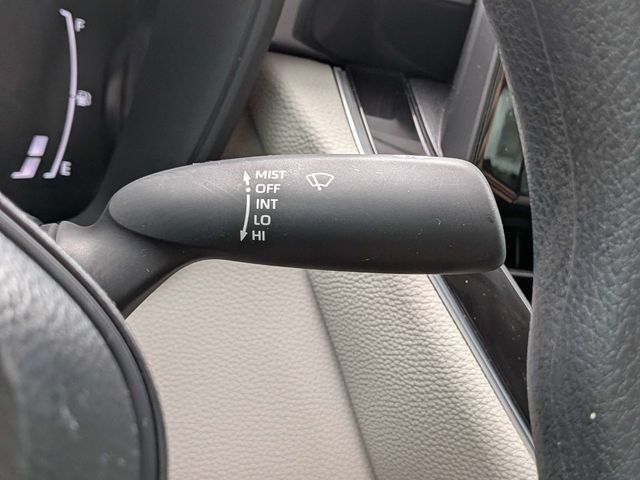 Used 2026 Toyota Corolla LE FWD image 31